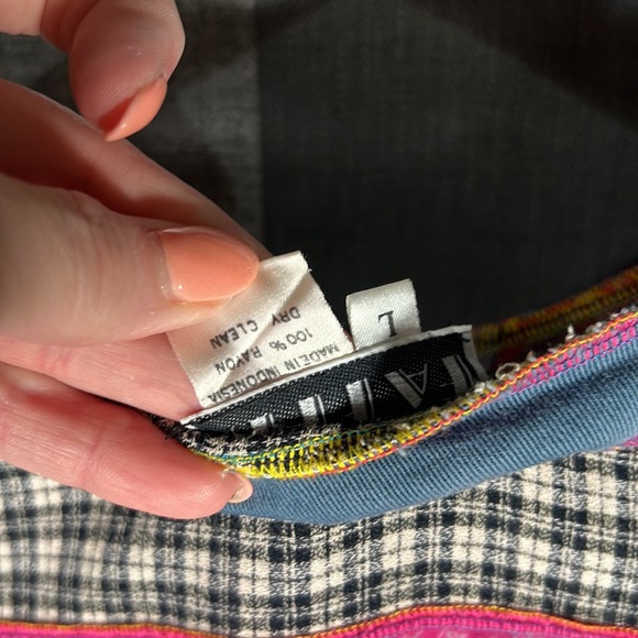 Geisha Rayon HTF Womans Blouse - Picture 6 of 6